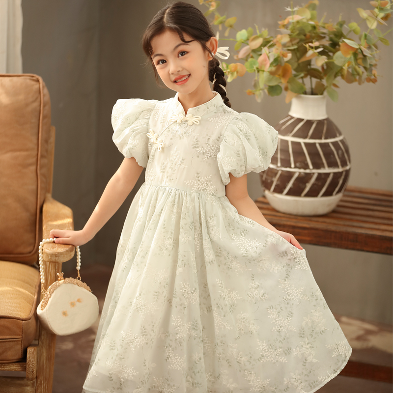 女童改良版旗袍碎花裙2024新款夏款中大童中国风刺绣古风雪纺裙子