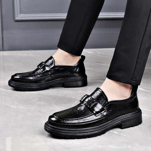 一脚蹬西装大头皮鞋高级感新郎