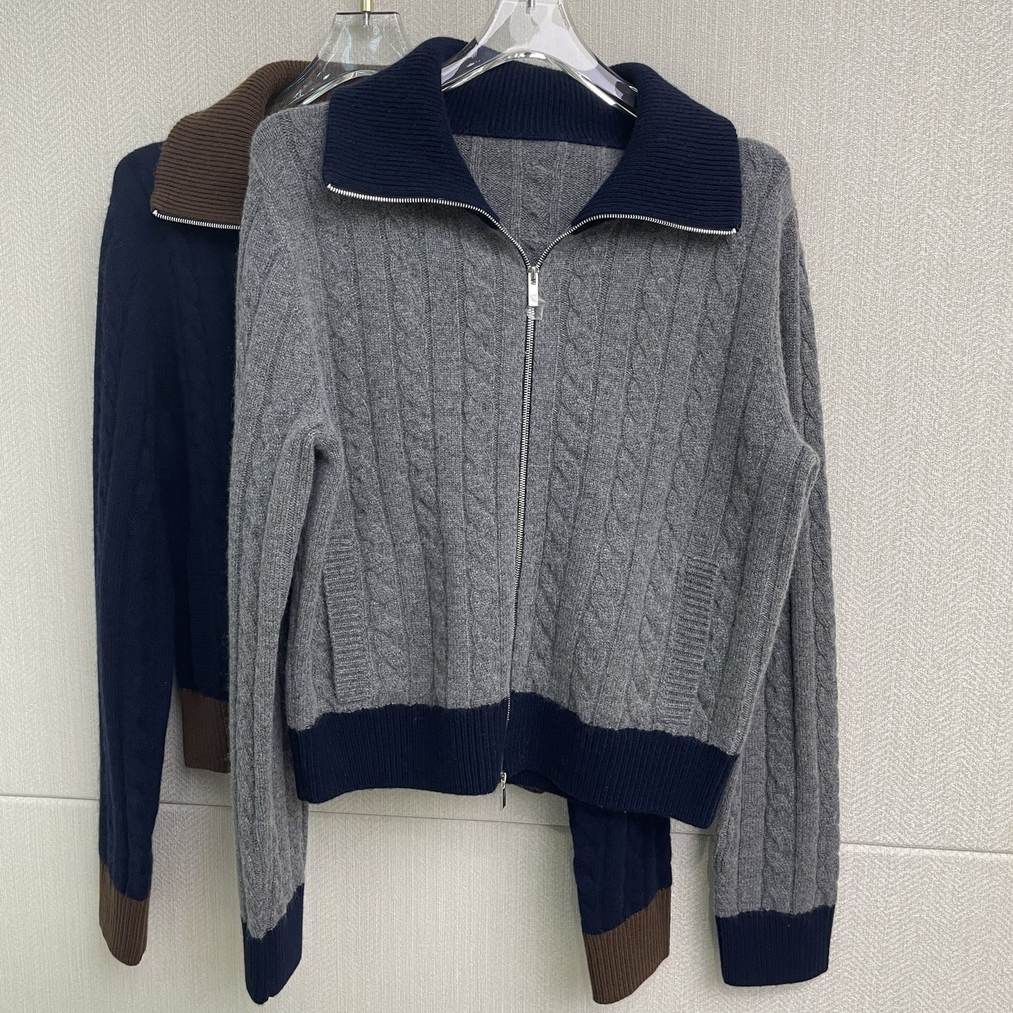 优雅撞色洋气典雅双头拉链麻花70羊毛30羊绒短款针织开衫外套秋冬,女装/女士精品,毛针织衫,淘宝优惠券,粉丝福利购,淘宝优惠卷