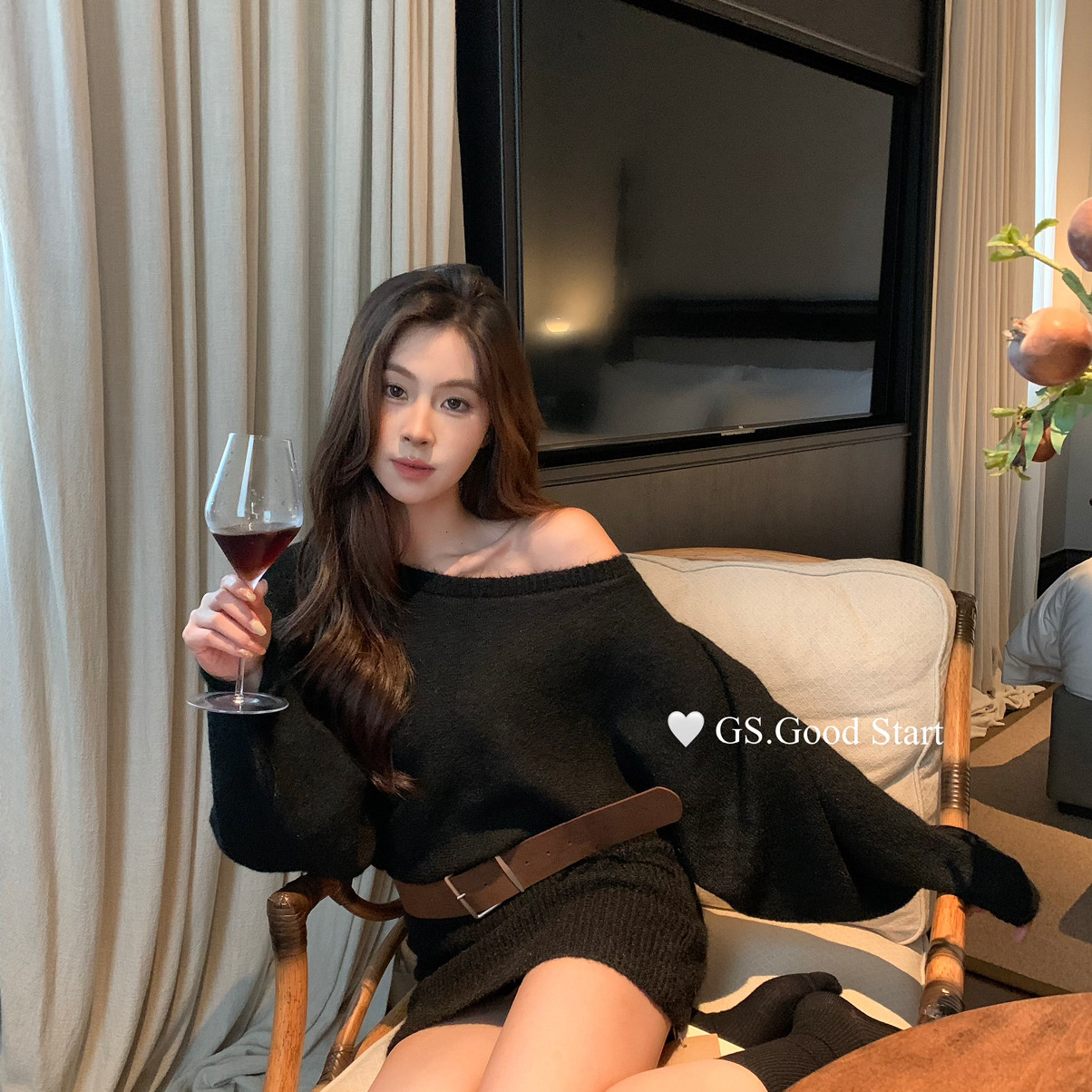 GS.GOOD START-冬气质纯欲露肩简约慵懒针织连衣裙(配腰带)G7151