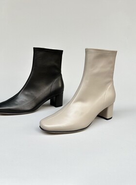 FEDERICA DI DONATO台版时尚显瘦胎羊皮里羊皮，方头粗跟短靴女靴