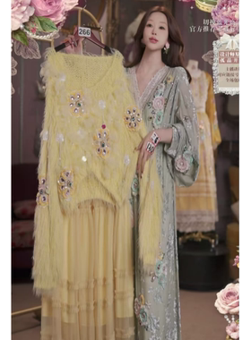 0306直播266高端焕新周新品轻奢黄水晶刺绣上衣裙子2件套80-120