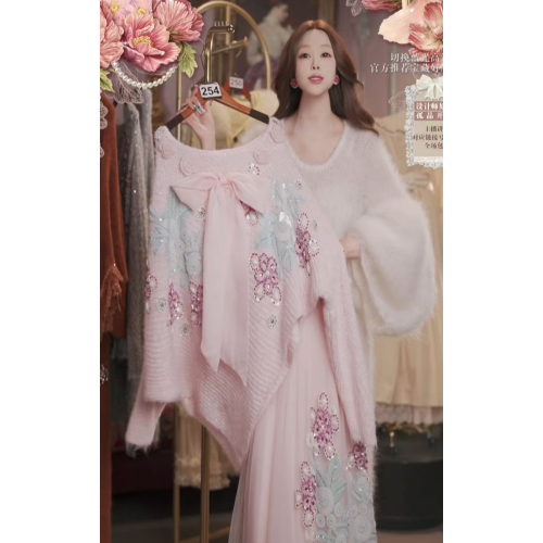 0123直播254新年焕新白桃粉水晶山茶花刺绣上衣裙子2件套80-120,服饰配件/皮带/帽子/围巾,帽子,淘宝优惠券,粉丝福利购,淘宝优惠卷