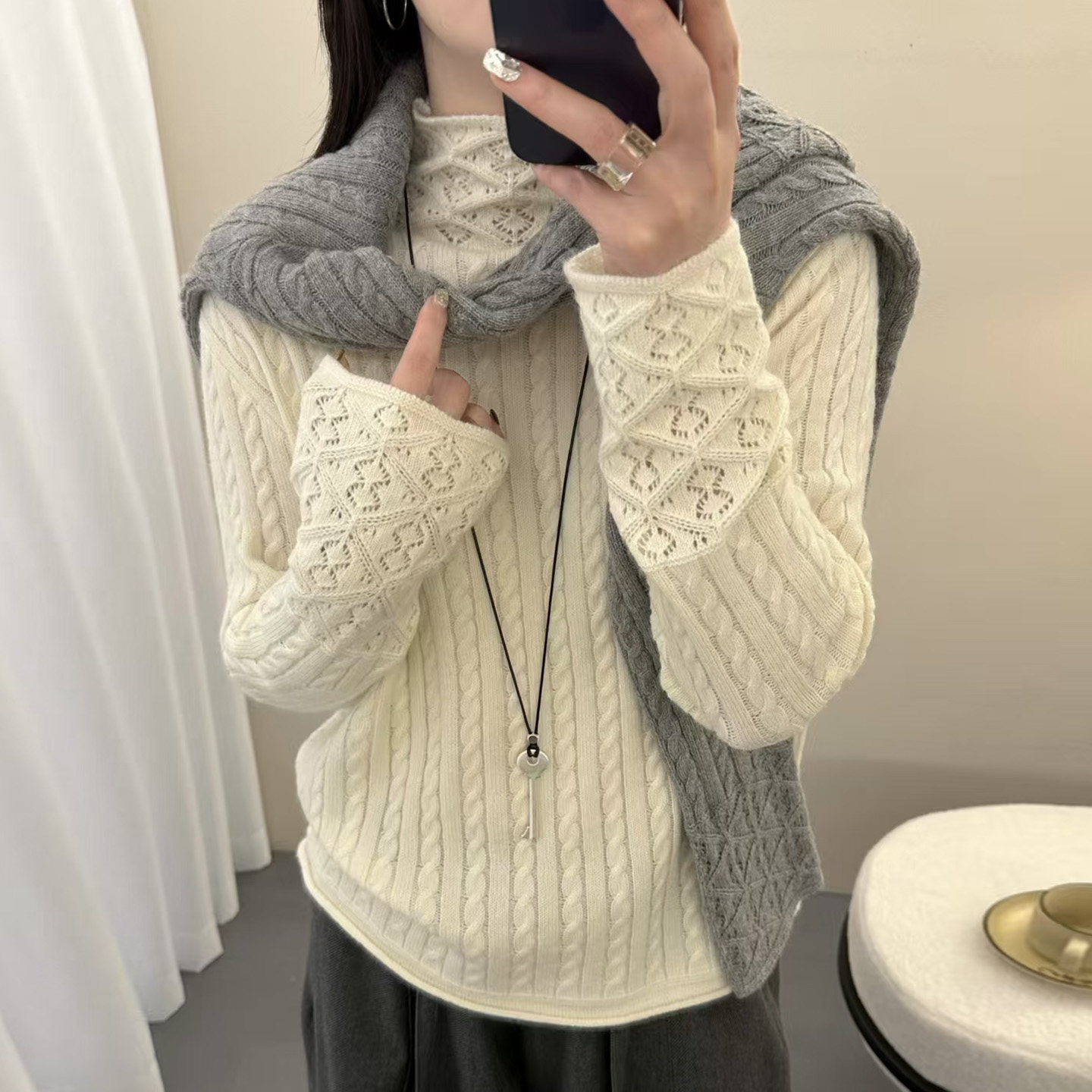 韩版麻花高领针织衫女白色镂空长袖百搭显瘦打底毛衣