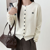 宽松套头针织衫 静奢高领半排扣镂空钩花羊毛衫 女长袖