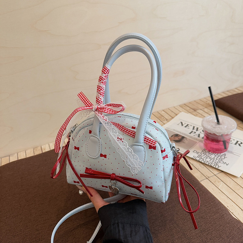 小众高级感手提包包女式2026新款时尚通勤上班单肩精致百搭斜挎包