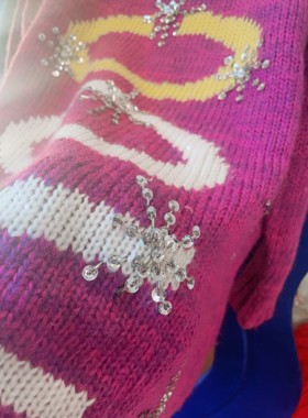 特价冬季雪花珠片堆堆领紫色字母长款羊毛长款毛衣