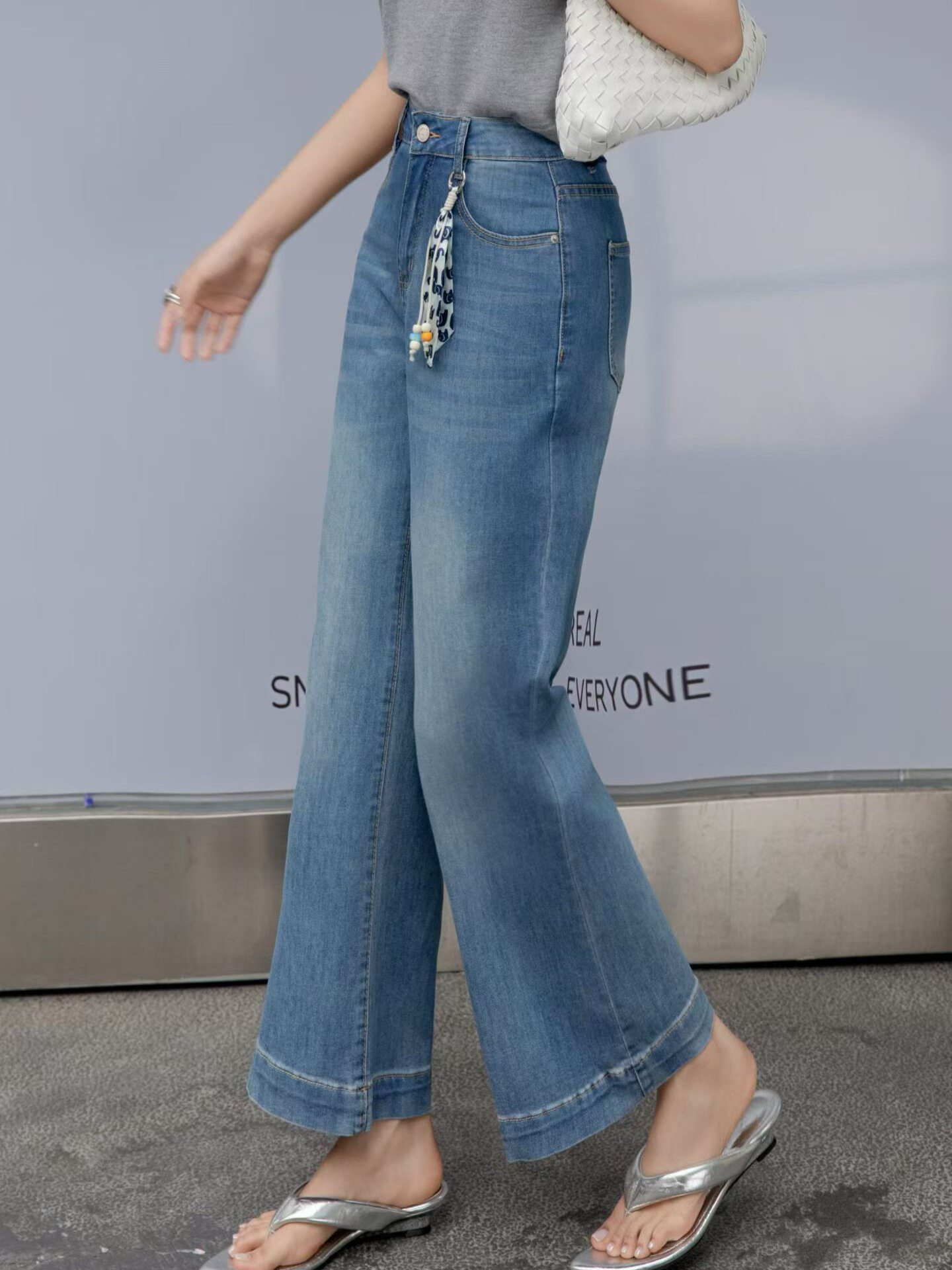 小个子九分微喇牛仔裤女2026春夏薄款新款显瘦梨形设计感喇叭裤