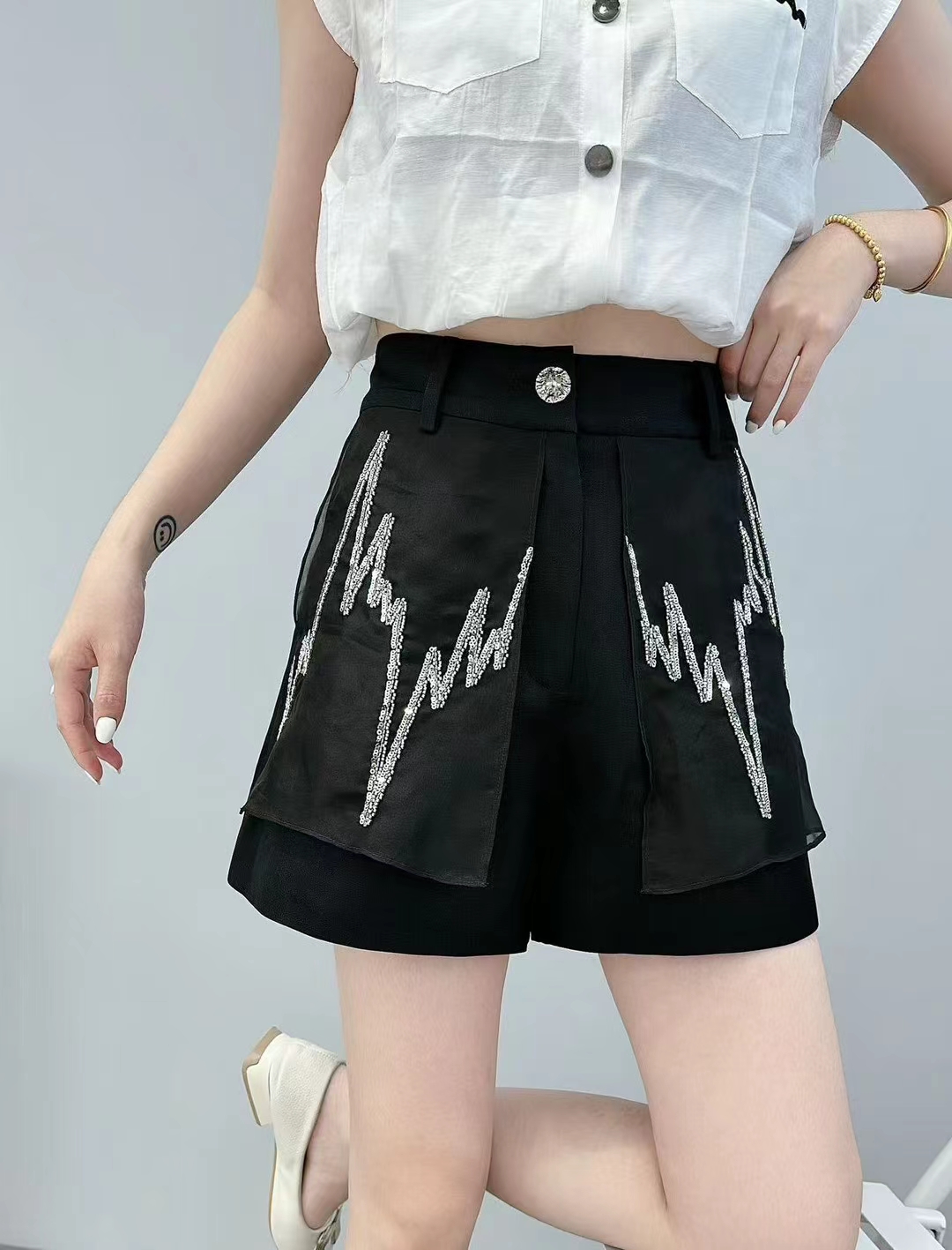 重工阔腿短裤子女款夏季2025新款休闲高腰显瘦五分网红气质设计感