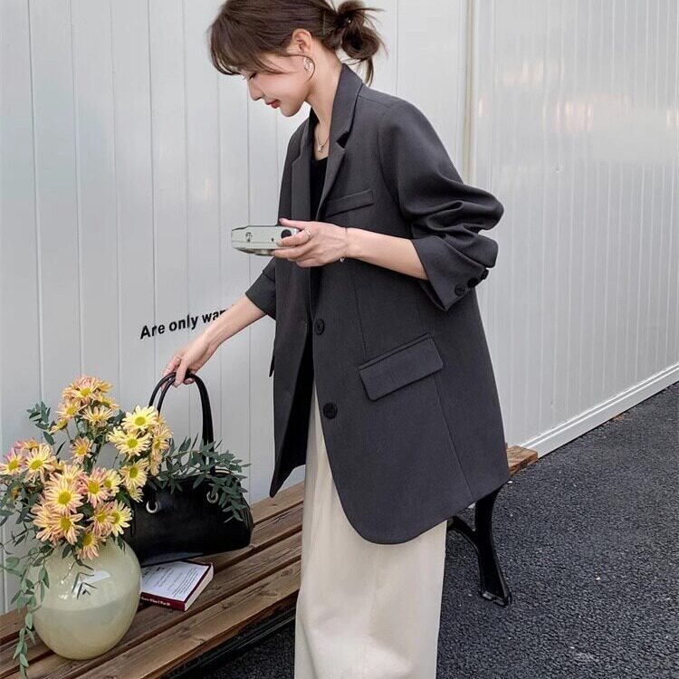 潮牌灰色西装气质外套女春秋2026新款减龄流行宽松休闲百搭小西服