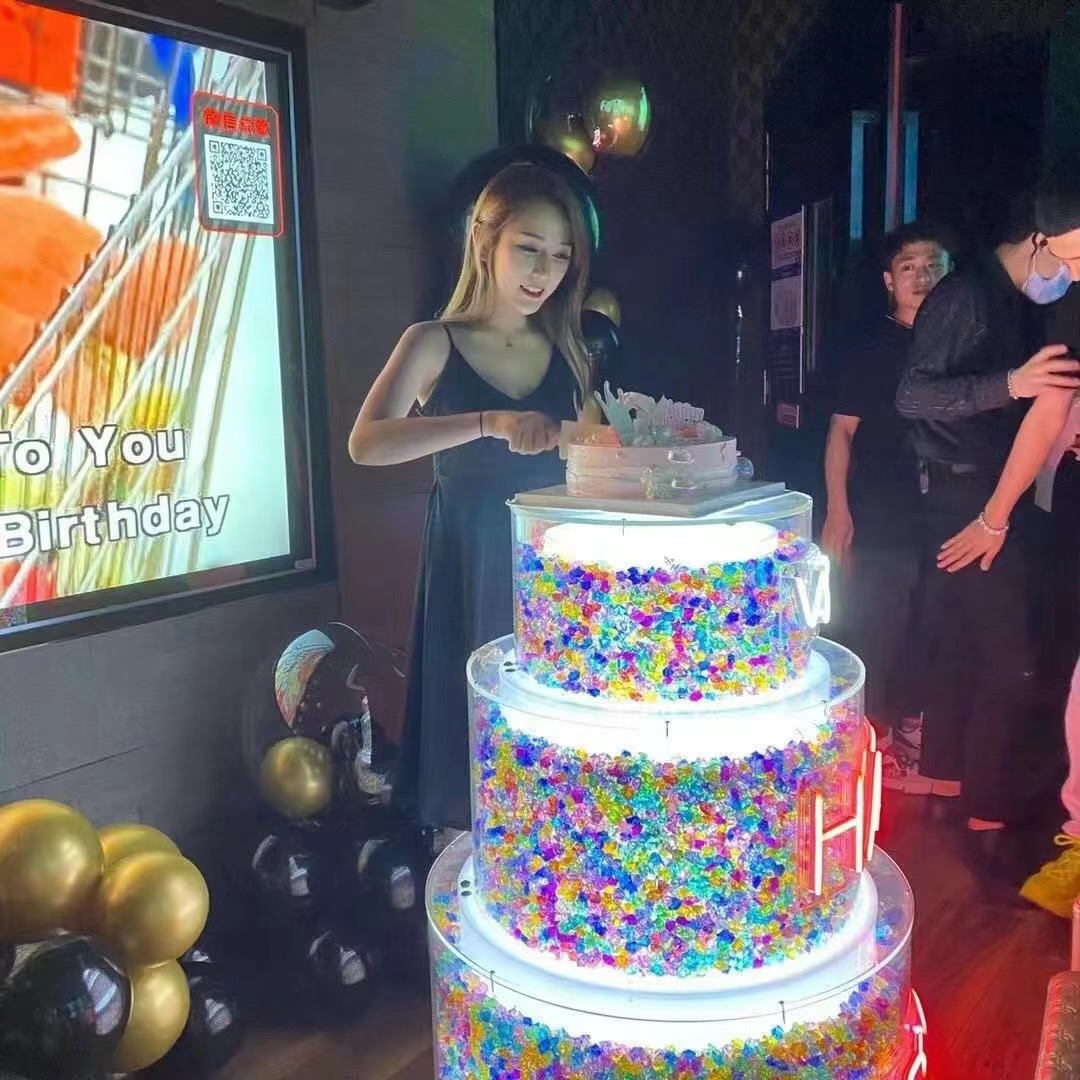 ktv生日蛋糕 现场图片,ktv生日蛋糕现场图片 酒吧ktv发光生日蛋糕超大推车大型出品酒架夜场个性展示酒道具车