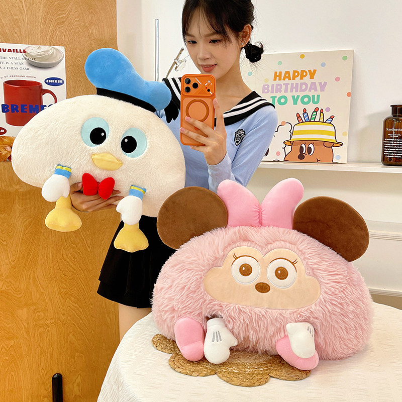 特大号卡通唐老鸭毛绒抱