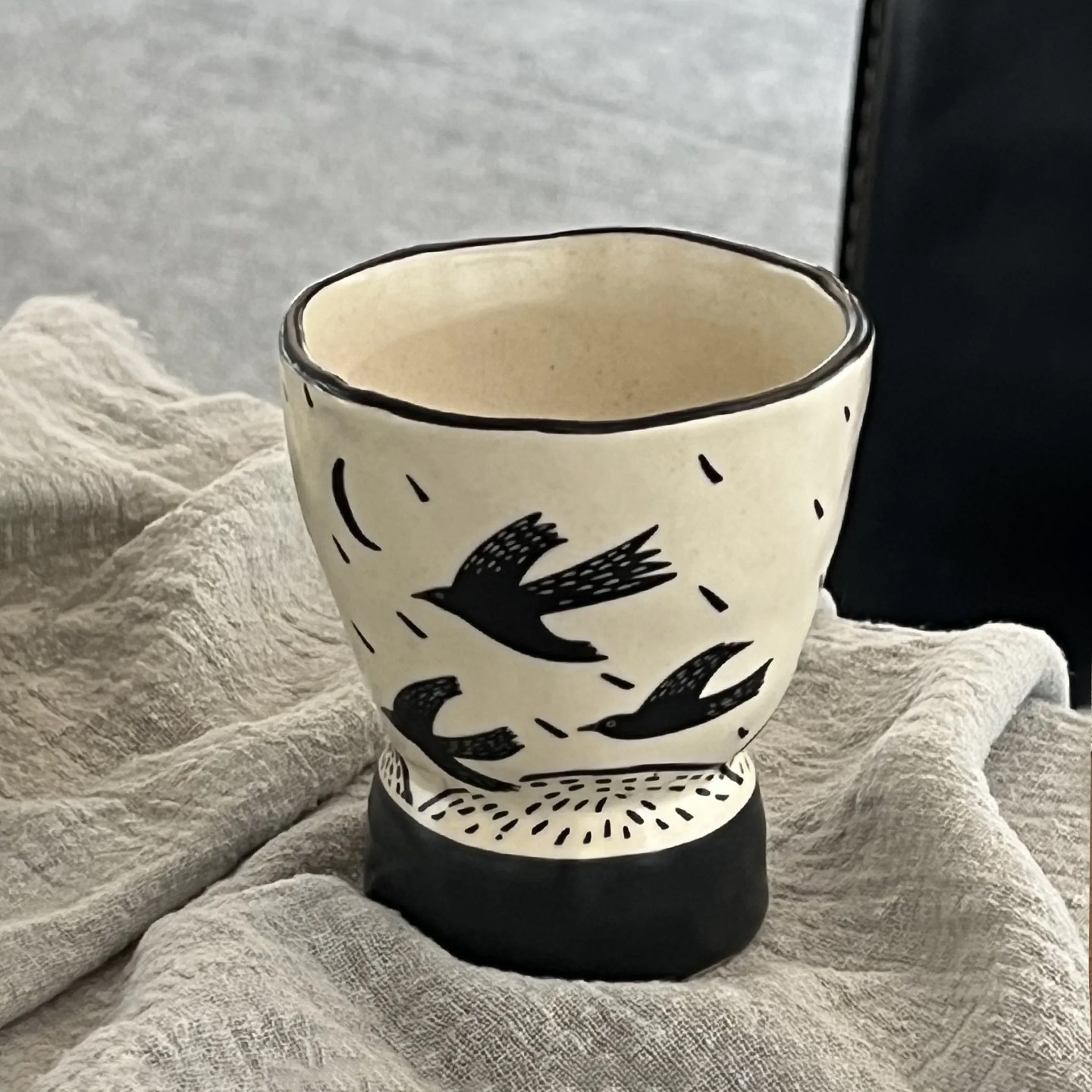 拾器集手握杯子原创高级感飞燕