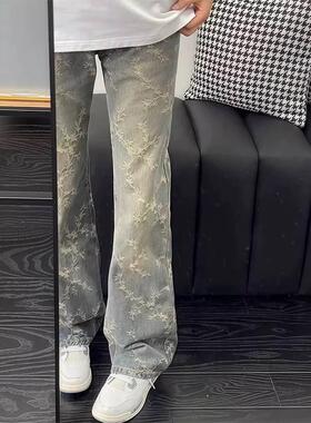 浅蓝色荆棘满印提花牛仔裤男修身显瘦直筒弯刀裤子美式高街微喇裤