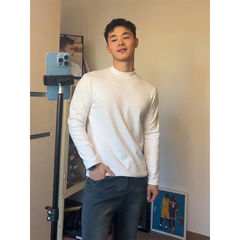 纯白色半高领打底衫男生秋冬