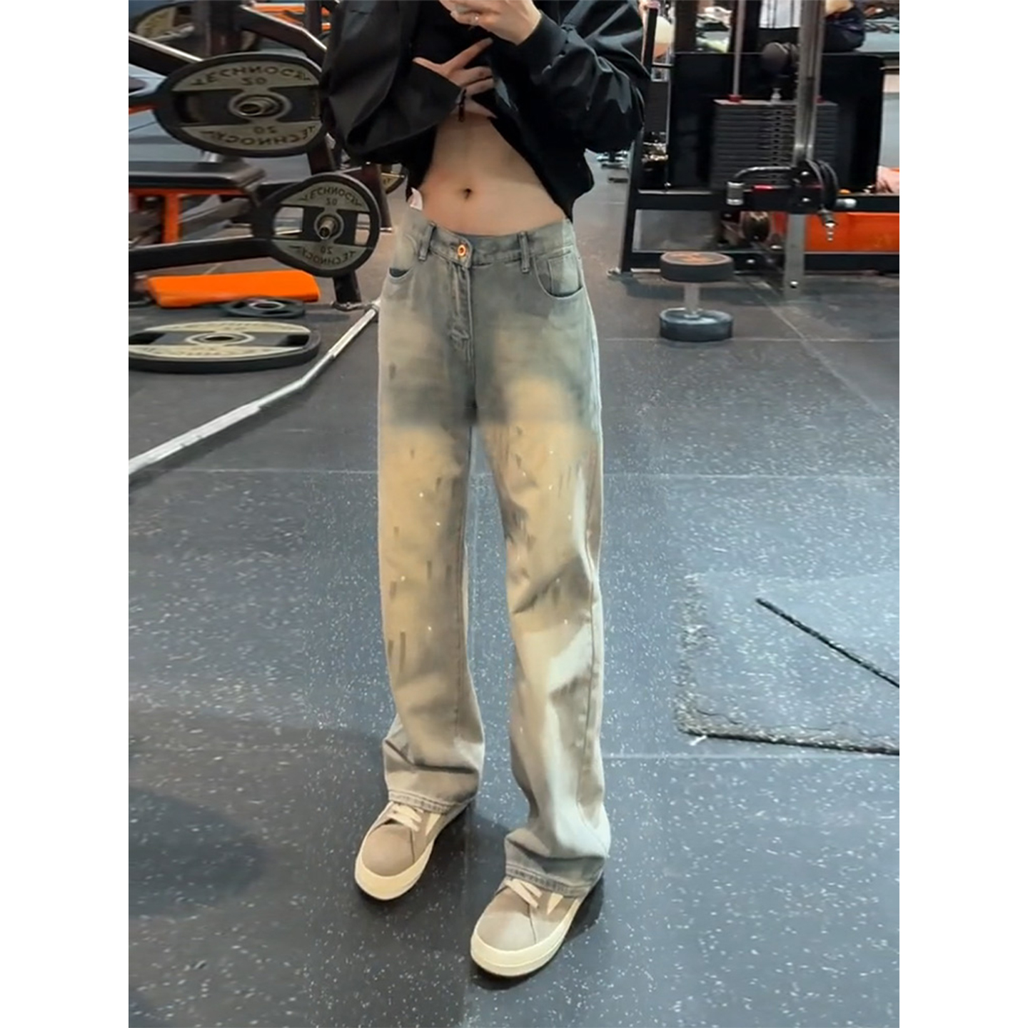 蓝灰色泼墨水洗牛仔裤秋季加长版
