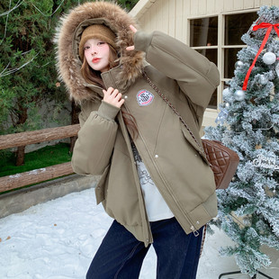 卡其色貉子毛领派克羽绒服女2025冬季新款可拆卸毛领宽松短款外套