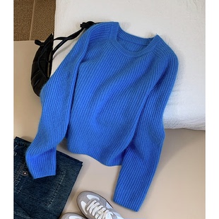 气质克莱因蓝圆领长袖叠穿毛衣女冬季新款极简风宽松小个子针织衫