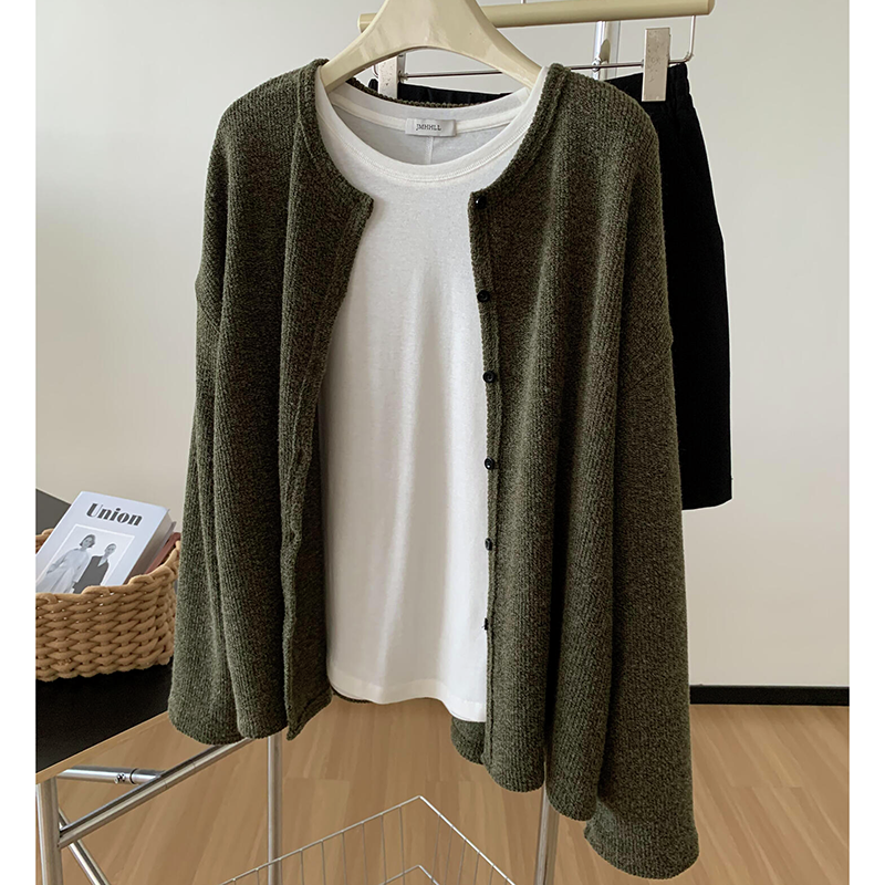 显白韩系苔藓绿圆领单排扣毛衣外套冬季新款软糯百搭长袖针织开衫,女装/女士精品,常规大码外套,淘宝优惠券,粉丝福利购,淘宝优惠卷