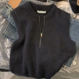 闭眼入系列 软糯叠穿气质小坎肩 黑色圆领半拉链毛衣背心早春新款
