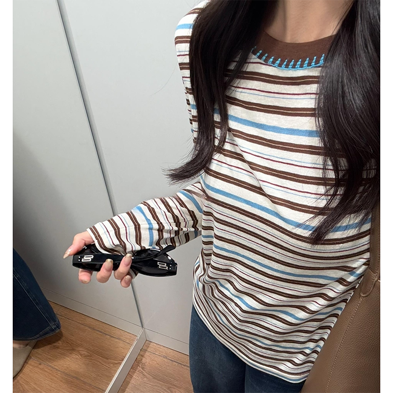 撞色条纹圆领棉质软糯叠穿T恤女