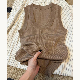 现货】莱赛尔天丝咖色U领修身螺纹吊带女夏季薄款抗皱针织小背心
