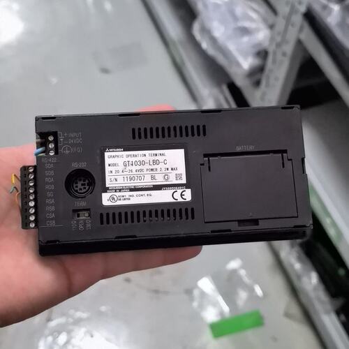 议价三菱触摸屏 GT1030-LBD-C可维修