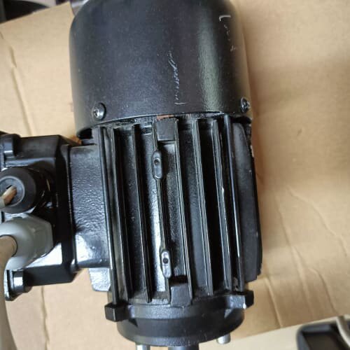 议价WEIBER威博M56L/4品，三相380V，0.09K可维修