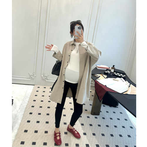 LeoMami秋季英伦孕妇通勤风衣
