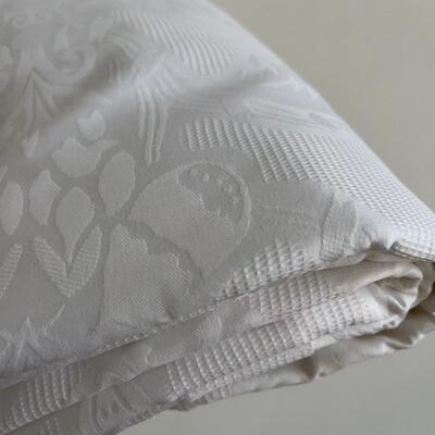 100%纯棉贡缎提花双人床单