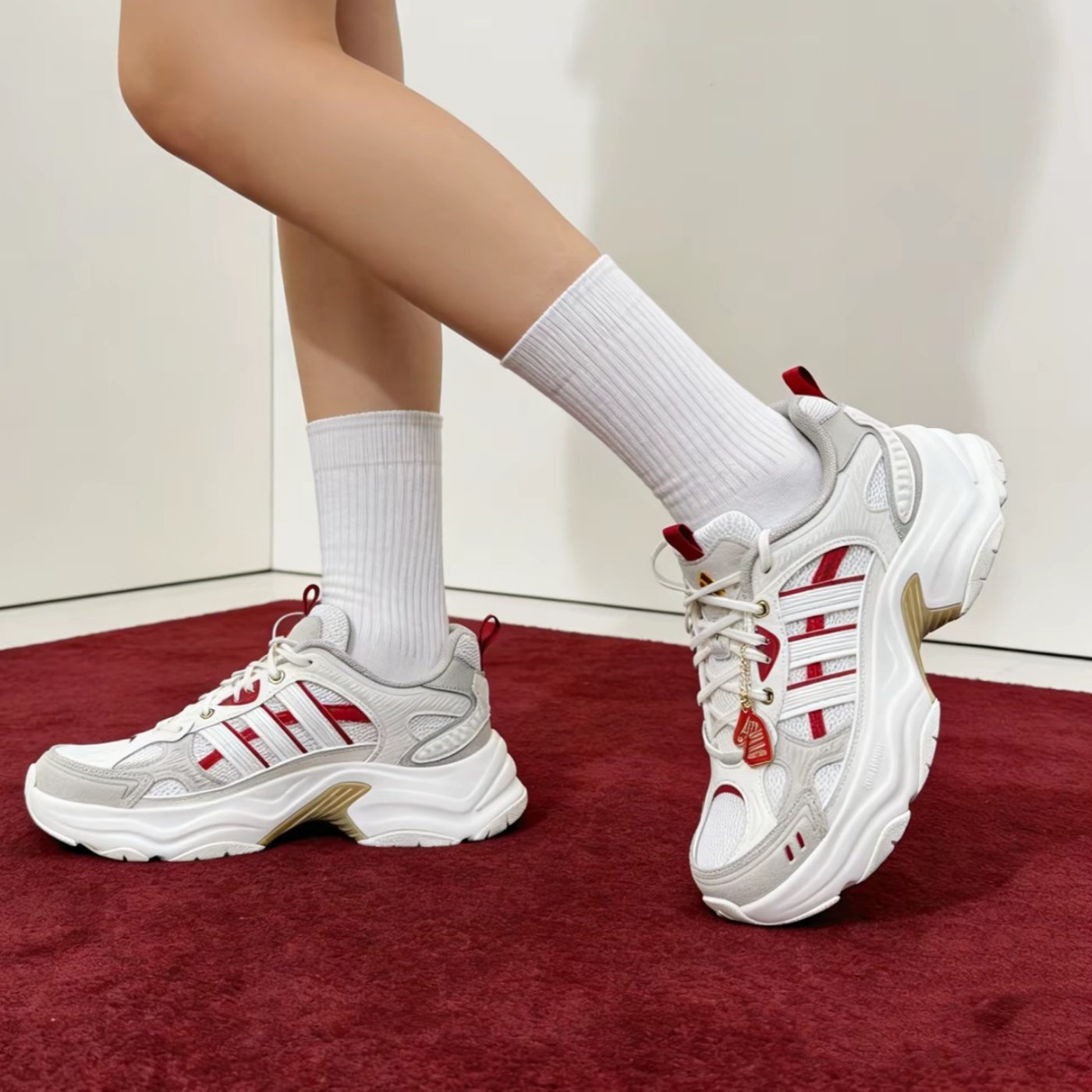 adidas/阿迪达斯 XLG FIN PULSE 老爹鞋 舒适百搭休闲 马年新款,运动鞋new,运动休闲鞋,淘宝优惠券,粉丝福利购,淘宝优惠卷