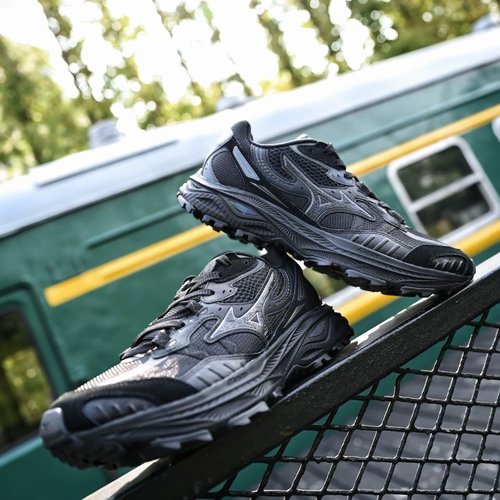 Mizuno越野运动休闲跑步鞋