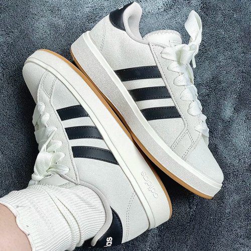 adidasGrandCourtAlpha板鞋