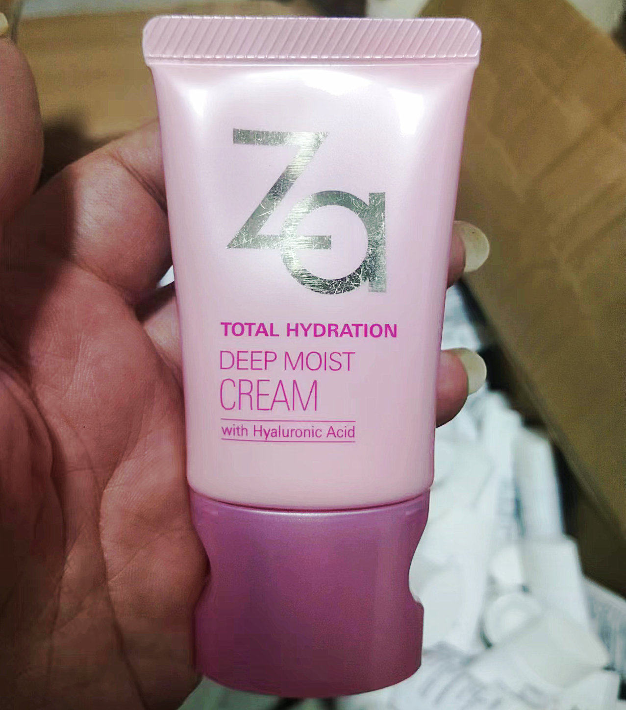 包邮无盒无包装外观丑 Za姬芮多元水活凝润保湿面霜40ml