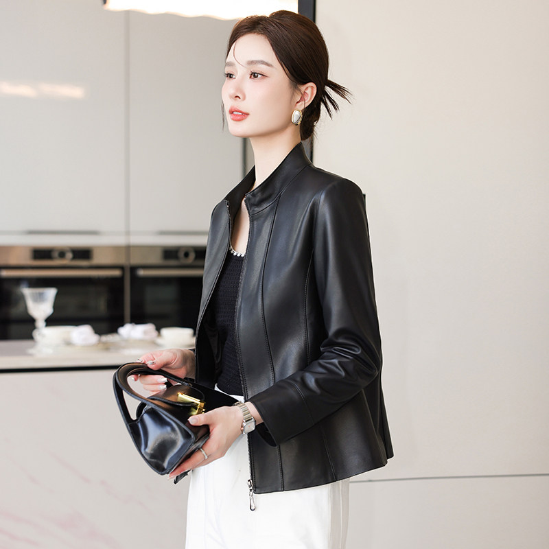 薇蔓娜2025海宁真皮皮衣女短款修身妈妈皮夹克小个子外套秋季新款