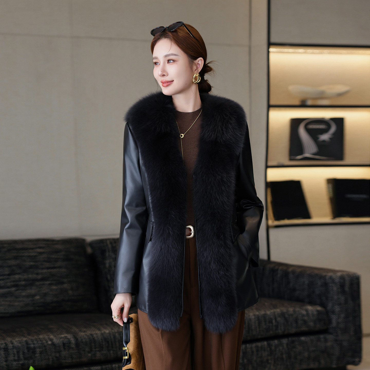 高端海宁真皮羽绒服女时尚绵羊皮