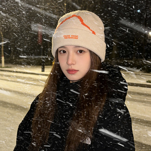登山帽子女款2025新款冬户外运动保暖防寒显脸小适合大方脸针织帽