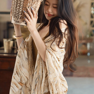 埃及沙漠旅游拍照披肩女2025新款棉麻纱巾防晒包头巾围巾薄款外搭