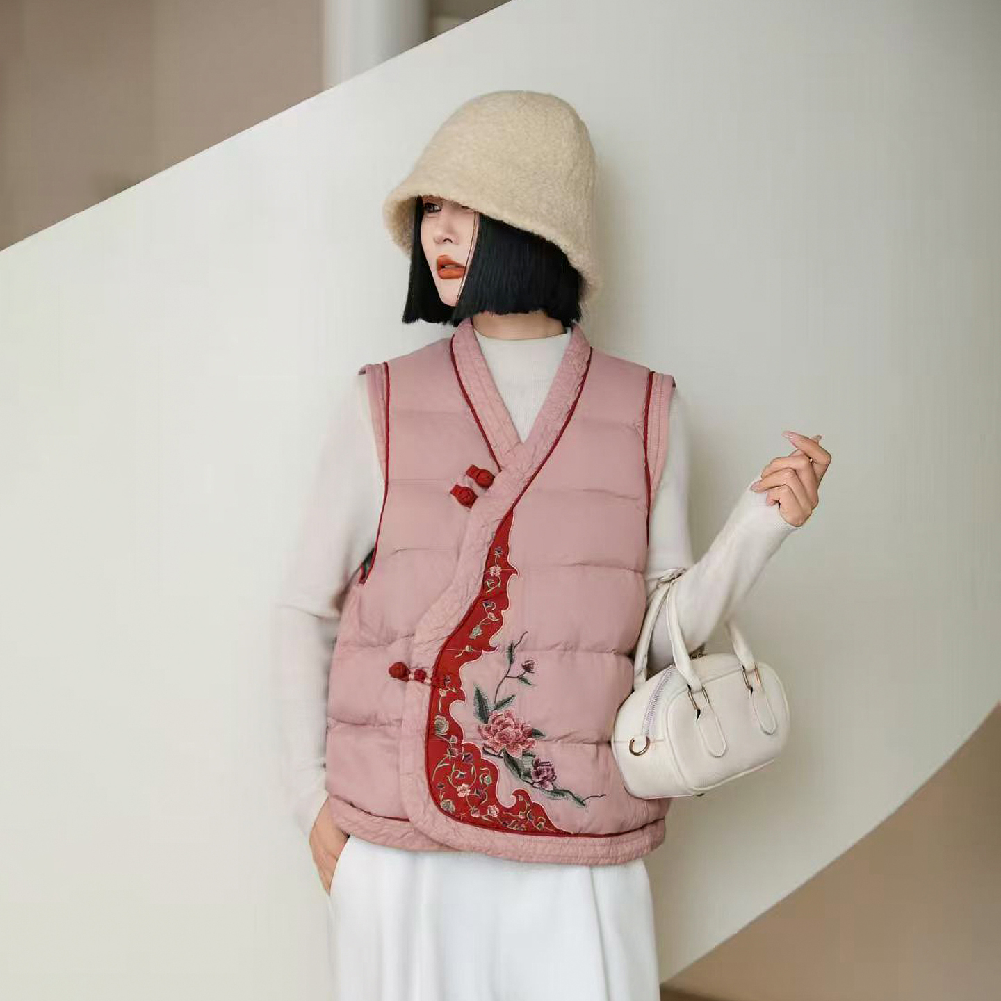 新中式复古国风花卉刺绣V领马甲