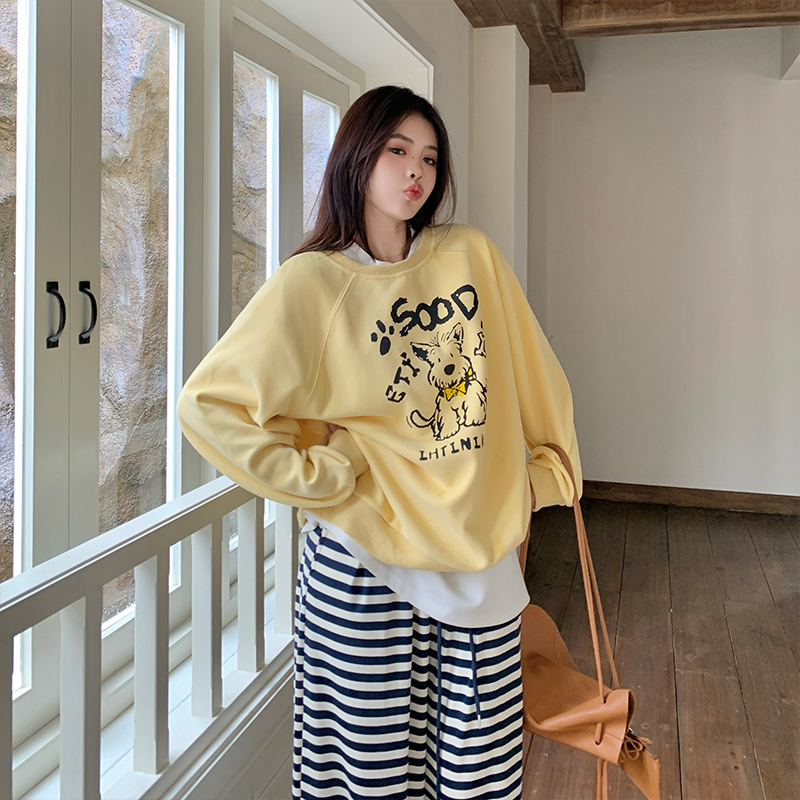 小吉家大码女装黄色长袖卫衣秋冬可爱印花宽松慵懒风圆领套头上衣