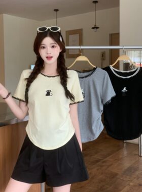小吉家大码女装夏季卡通可爱小猫刺绣百搭T恤遮肚子显瘦短袖上衣