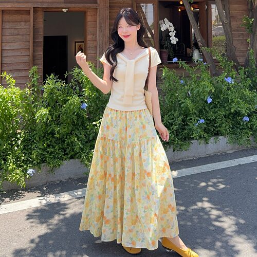 小吉家大码女装夏季韩系穿搭套装显瘦上衣t恤黄色碎花裙子两件套