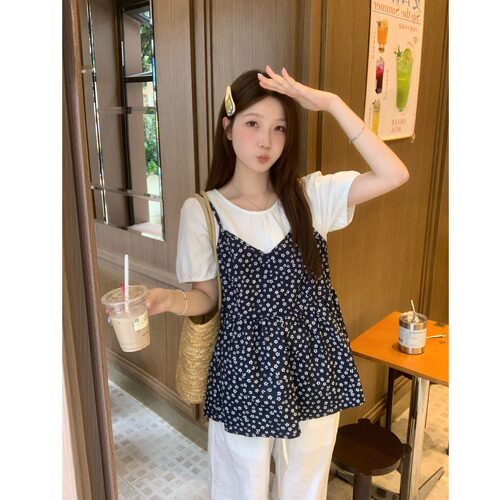 小吉家大码女装胖MM夏季新款韩系碎花吊带上衣假两件遮肉显瘦衬衫