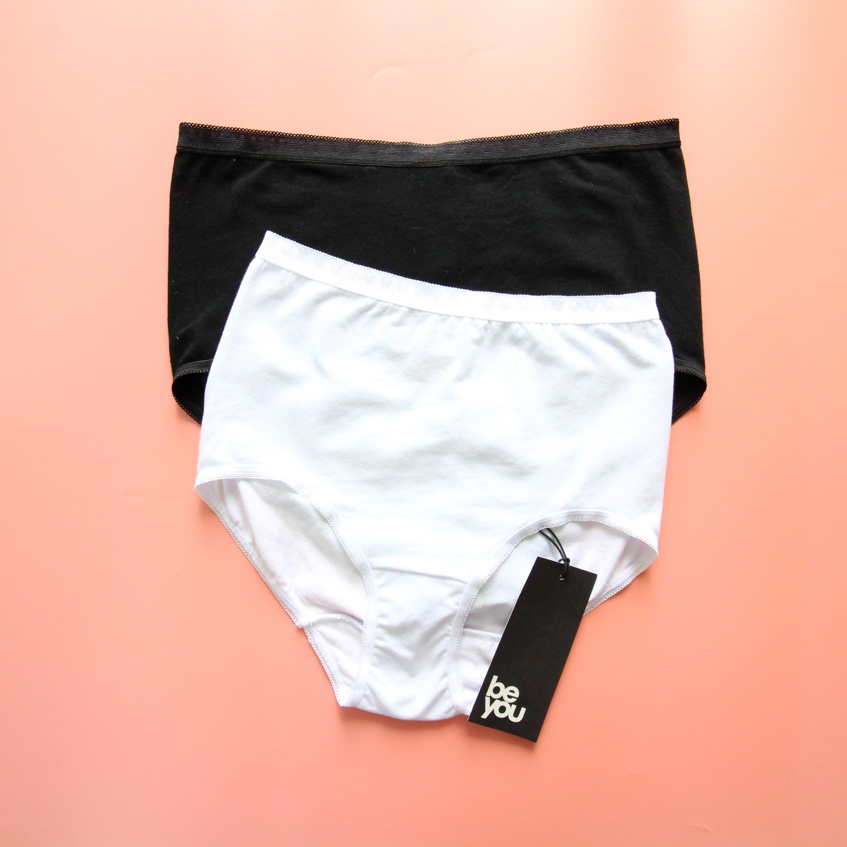 微瑕疵女士内裤女生三角裤全棉裆舒适透气高腰胖MM黑白简约短裤头,女士内衣/男士内衣/家居服,女三角裤,淘宝优惠券,粉丝福利购,淘宝优惠卷