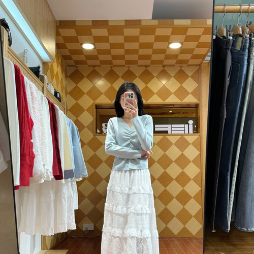 2.19IYF剪标 春秋复古褶皱开叉v领针织衫女修身显瘦长袖打底上衣
