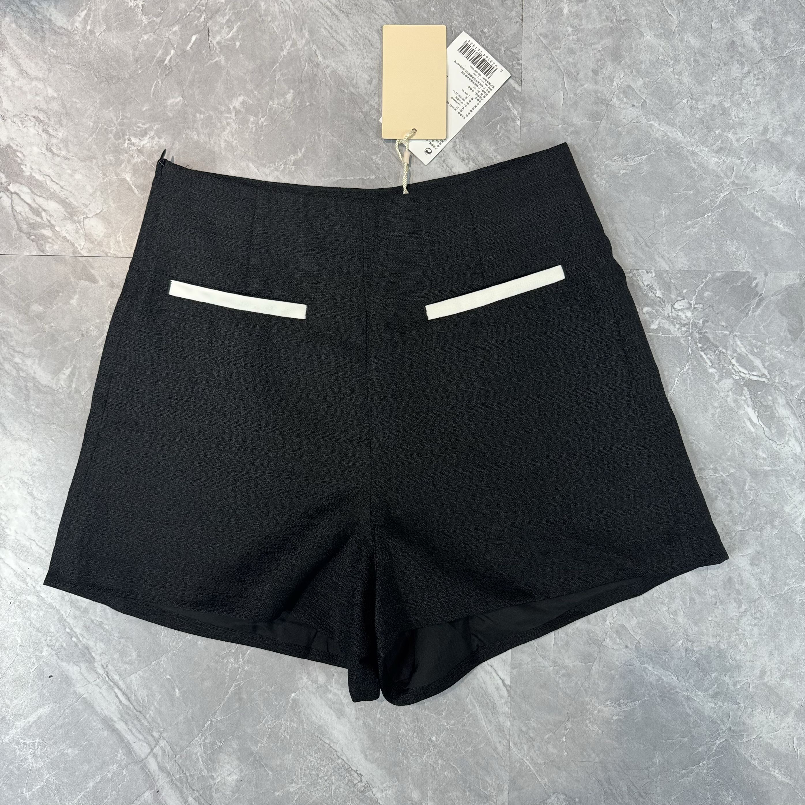 8.10欧家 小香风直筒短裤女 法式a字高腰黑色裤子