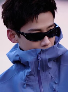 白敬亭同款2025新款复古猫眼墨镜男y2k千禧风骑行太阳镜女高级感