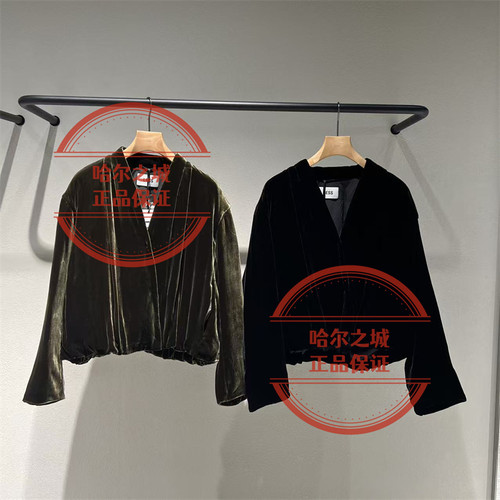 LESS羽绒服2Q0C15350