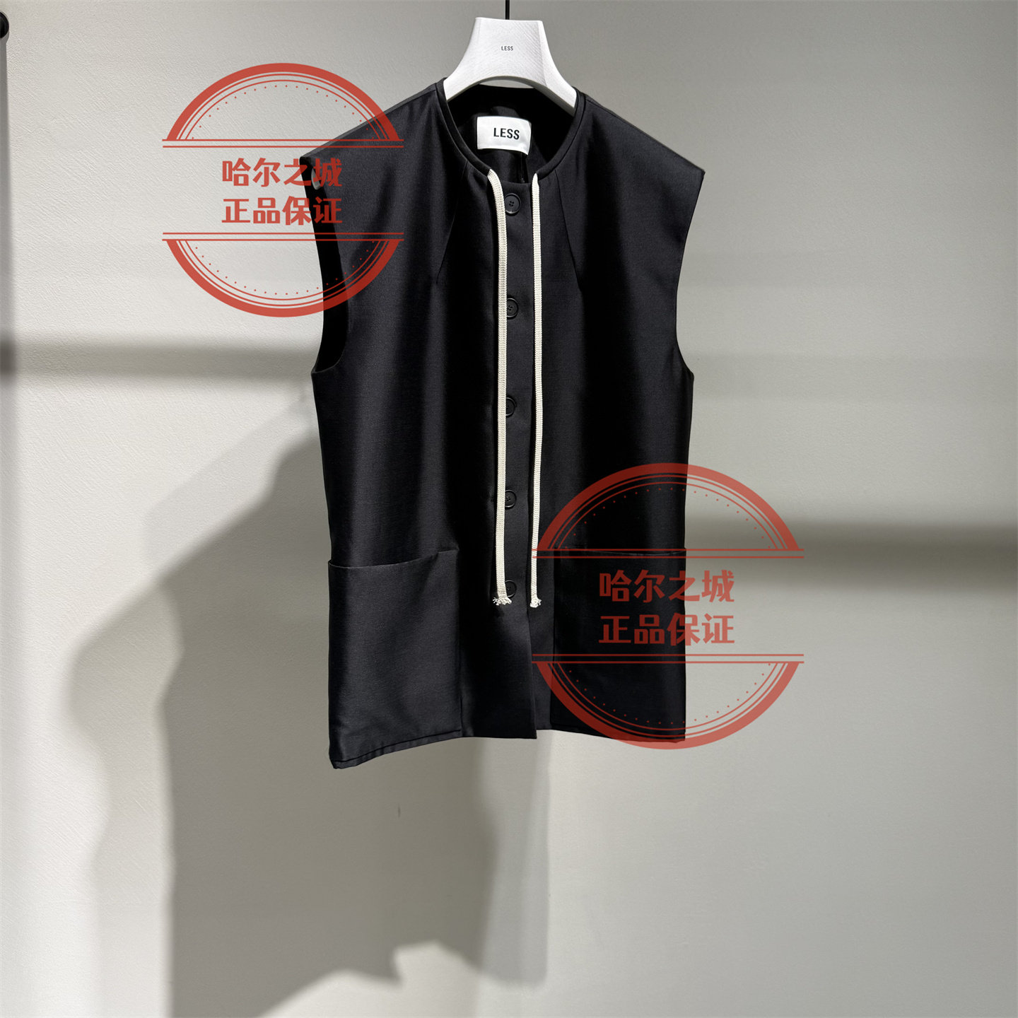 干练抽绳中长无袖马甲