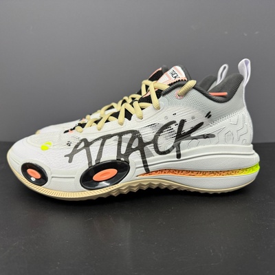 安踏突袭1氮科技篮球鞋男防滑稳定支撑实战耐磨运动球鞋112421109